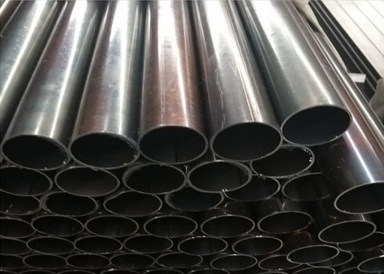 Op maat gemaakte 5,8m/6m/12m naadloze stalen buis gesneden naar lengte met punchverwerking