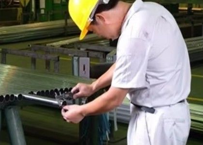 Structuur Stalen buizen Stalen holle secties 6m lengte Zonne-structurele componenten hekpost