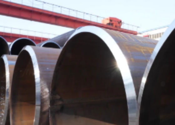 ERW Carbon Steel Pipe Met Zwart / gegalvaniseerd / Vernis oppervlak Finish