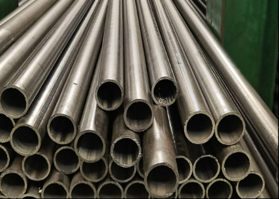 ERW Gelaste stalen pijpleiding Plain / Beveled / Threaded / Grooved Ends Lenth 1-24M