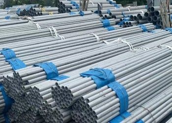 Warmgewalste buizen van roestvrij staal met een dikte van 0,3 mm-150 mm en een lengte van 2000 mm-12000 mm voor ASTM A312 conformiteit