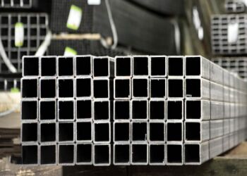 Warmgewalste stalen holle profielen met een dikte van 0,5 mm tot 25 mm en kwaliteit Q195 tot Q235 voor buisvormige staalconstructies