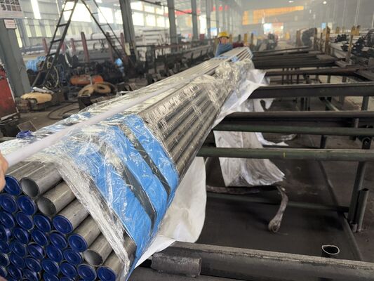 Q235 Warmtewisselaar Stalen buis met 0,7 mm ~ 30 mm wanddikte en aangepaste lengte voor optimale warmteoverdracht