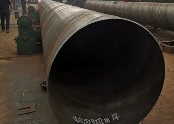 GB standaard SSAW stalen buis met een wanddikte van 5 mm tot 25,4 mm en een buitendiameter van 219,1 mm tot 2540 mm voor constructie en productie